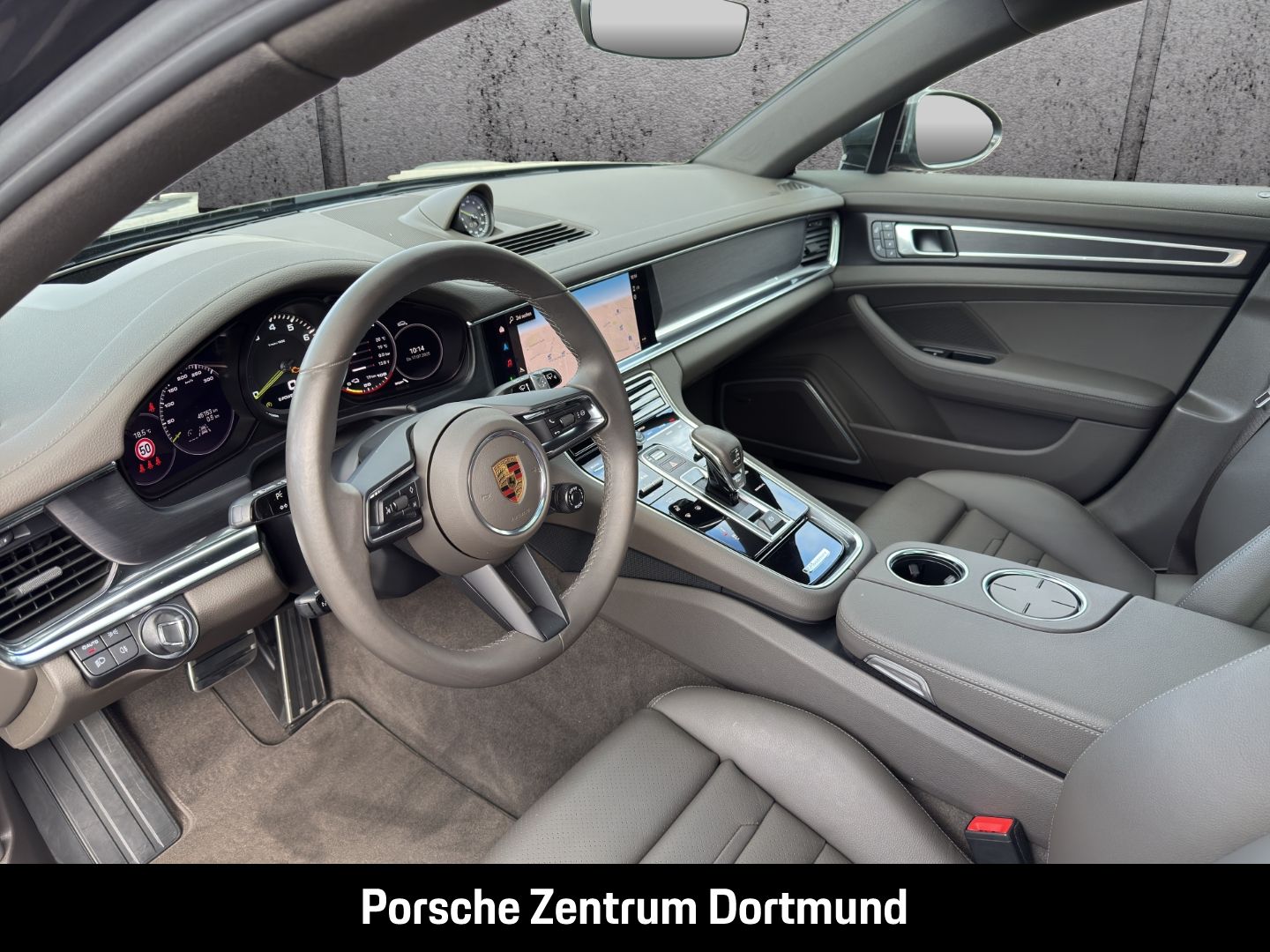 Porsche Panamera 4 E-Hybrid Sport Turismo Platinum Editi