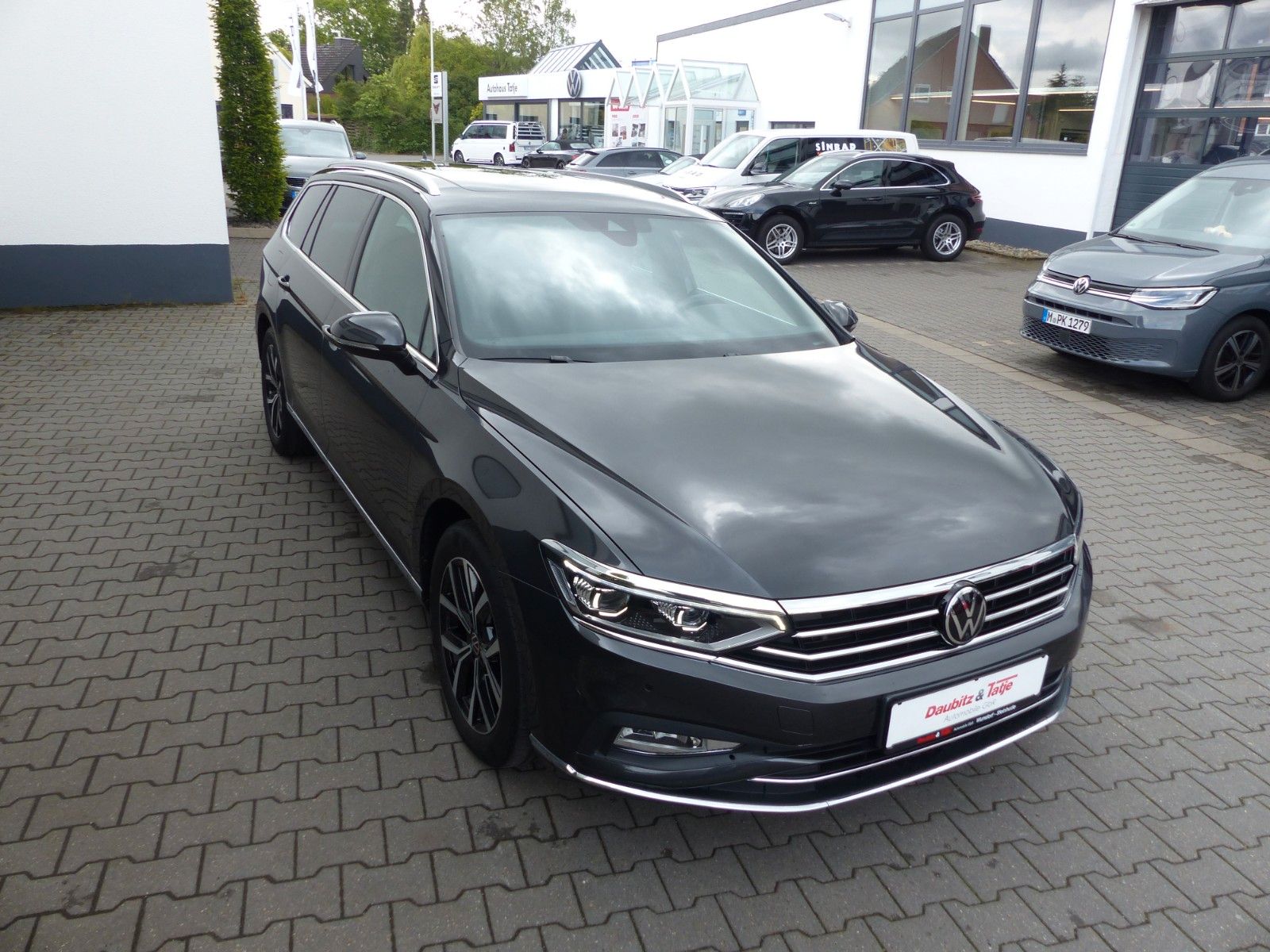 Volkswagen Passat Variant Elegance 2.0 TDI,Pano,AHK,Matrix
