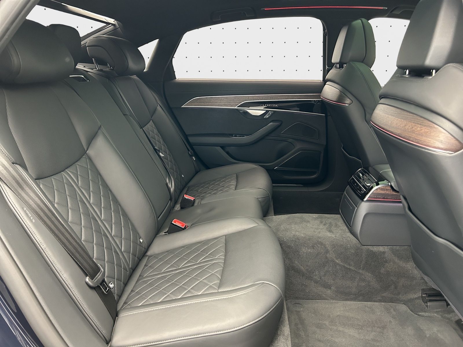 Audi A8 Lang 50 TDI qu - Samsaru's Car Outlet