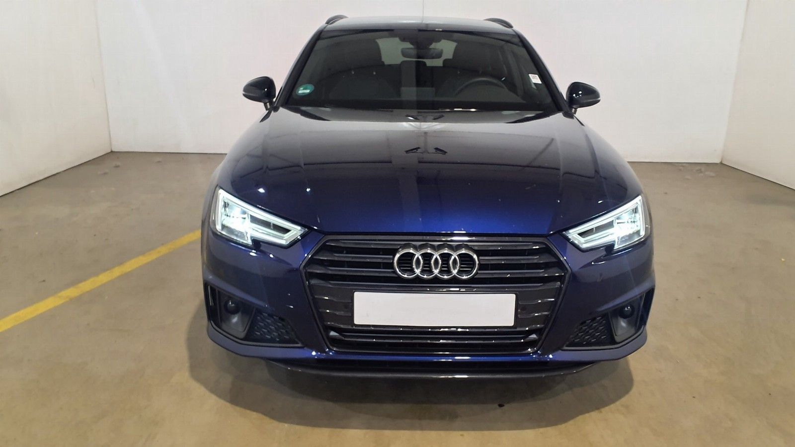Audi A4 Avant 40 g-tron S-Line - Samsaru's Car Outlet