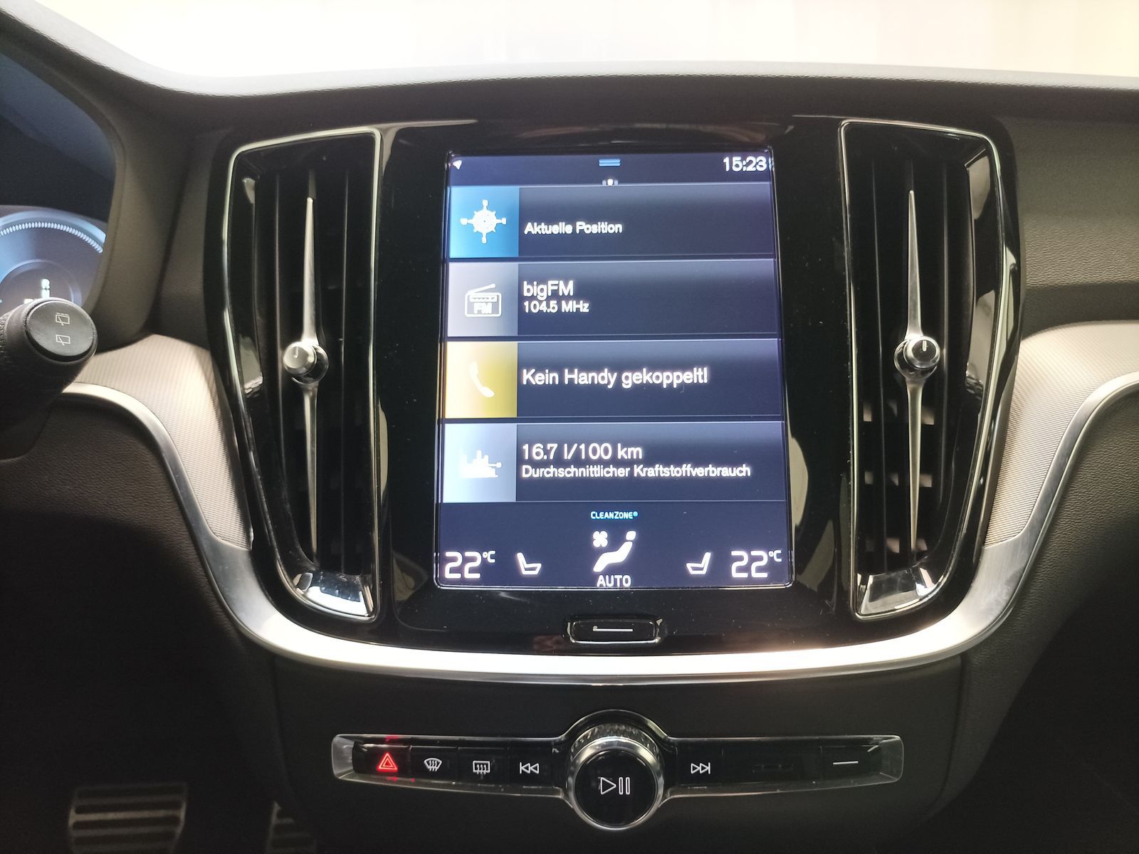 Volvo V 60 T6 Twin Engine AWD R Design|Navi|CAM|Xenium