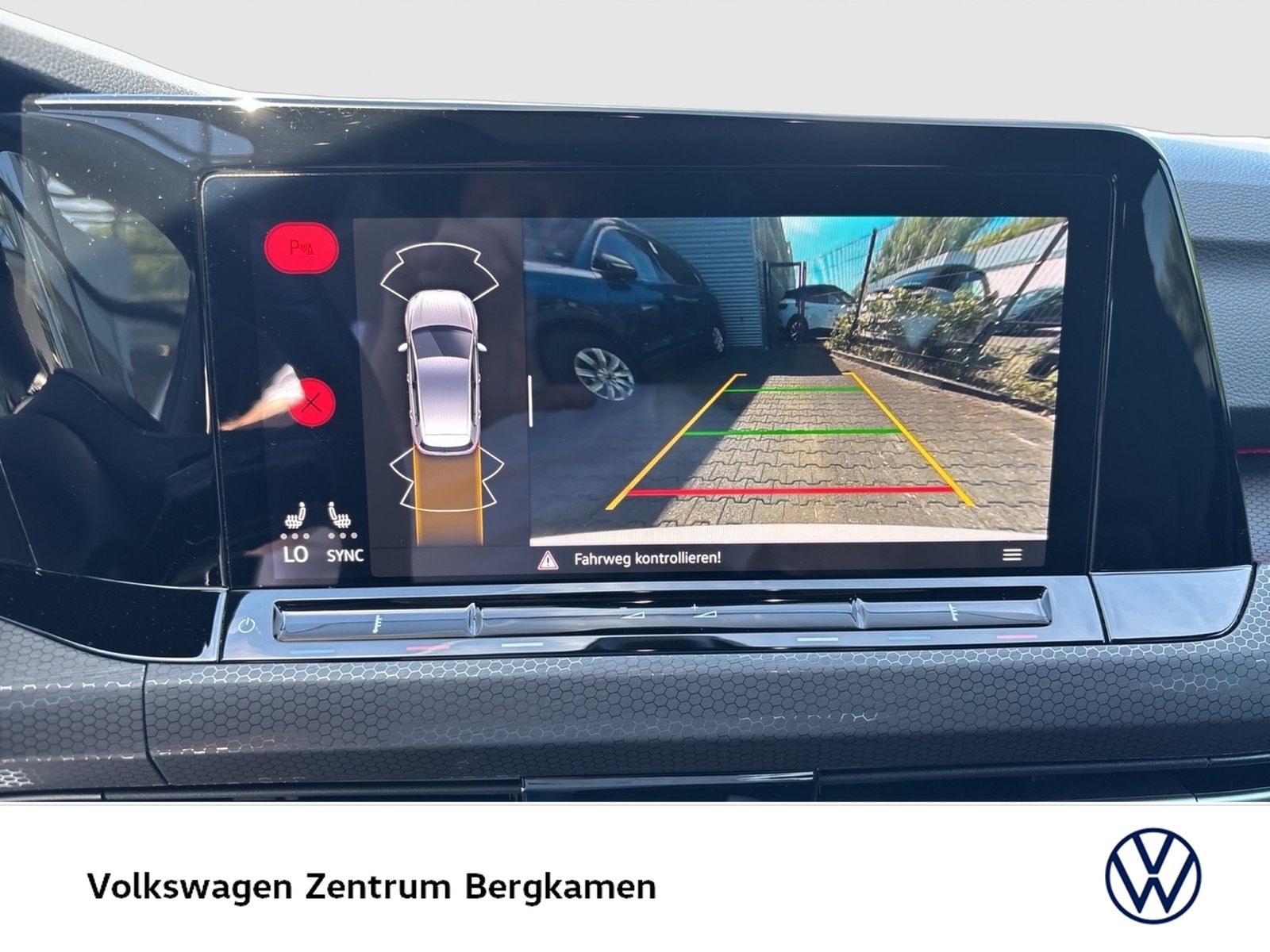 Volkswagen Golf 2.0 GTD ALU19 PANO H.KARDON MATRIX BLACK