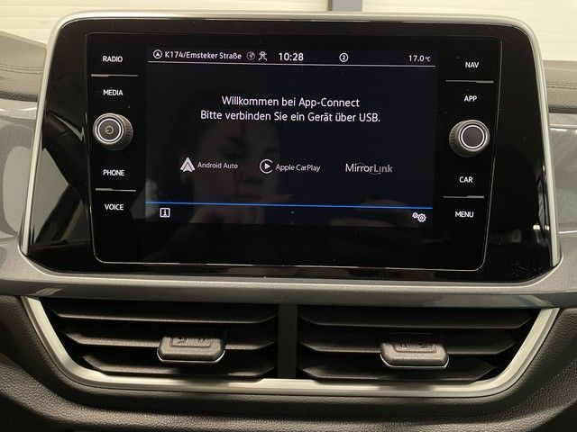 Volkswagen T-Roc 1.0 TSI - Samsaru's Car Outlet