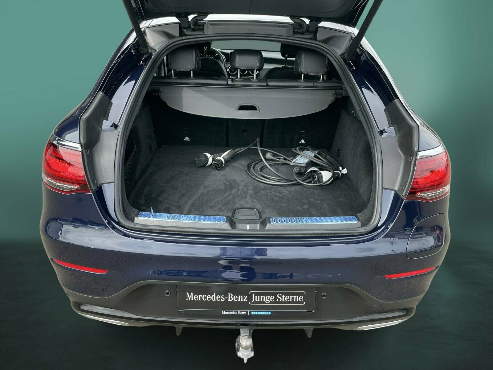Mercedes-Benz GLC 300 e 4M AMG - Samsaru's Car Outlet