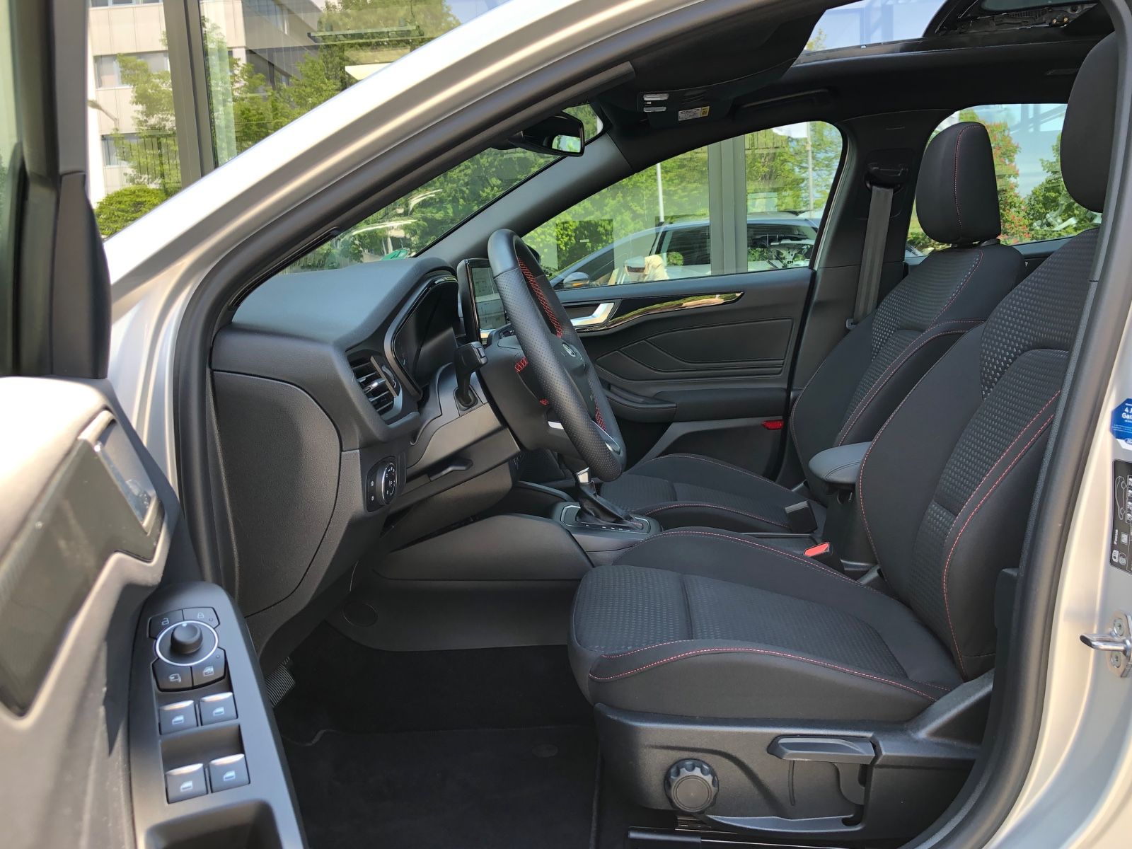 Ford 196 Focus 1.0 EcoBoost Hybrid MHEV Aut. ST-Line