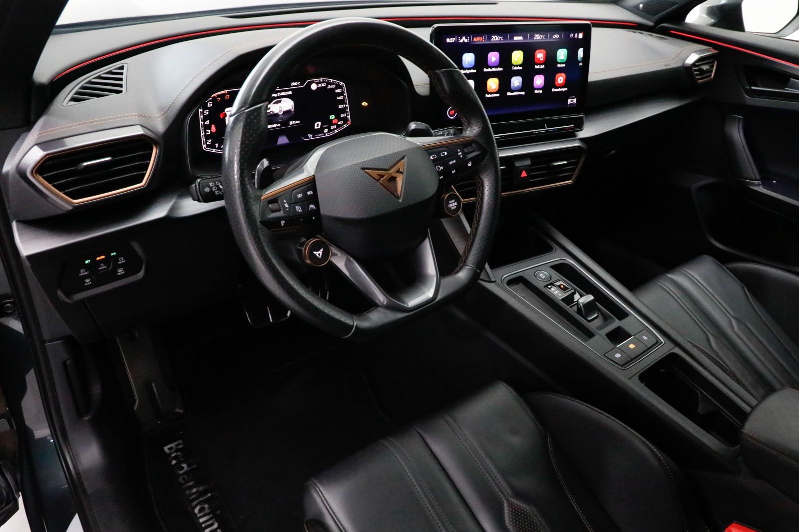 Cupra Formentor 2.0 TSI 4D DSG VZ AHK CarPlay SHZ ACC