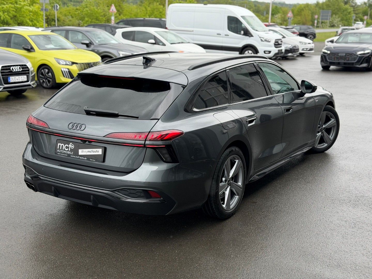 Audi A6 Avant TDI S Line Black *19''*Pano*360°*Matrix