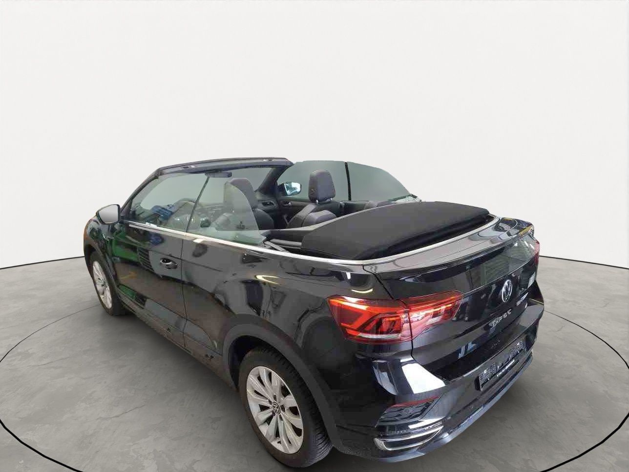 Volkswagen T-Roc R-Line - Samsaru's Car Outlet