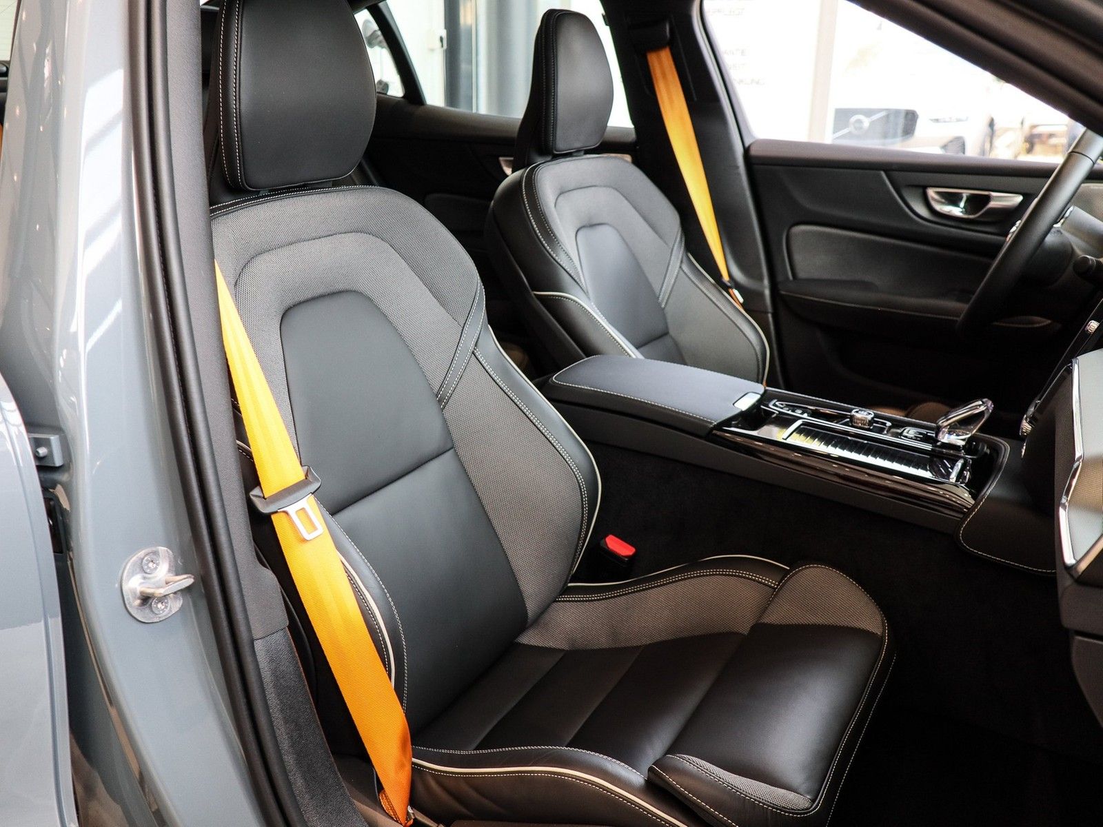Volvo S60 T8 Recharge AWD Polestar Engineered NP:77.23