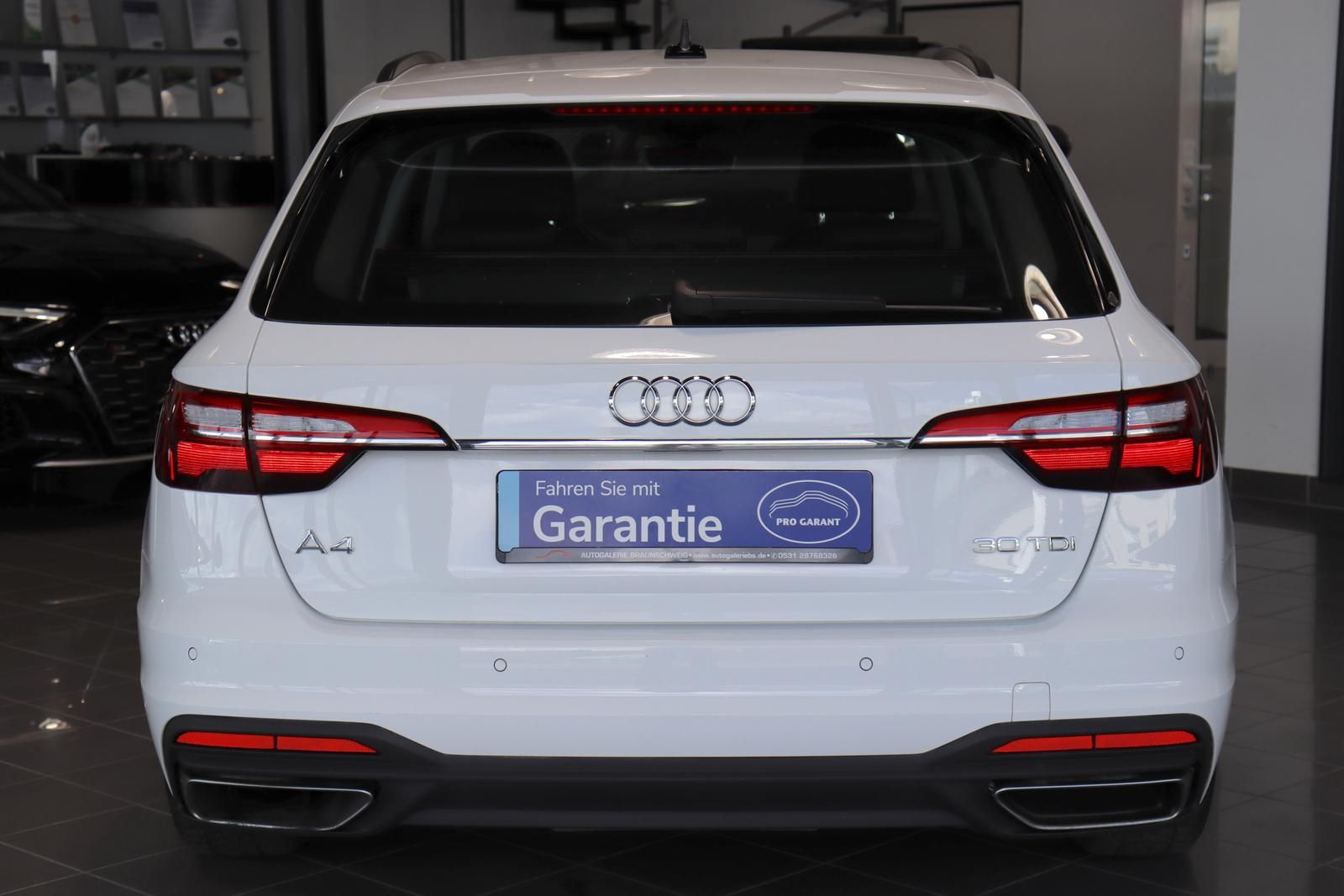 Audi A4 Avant 2.0 TDI Stronic - Samsaru's Car Outlet