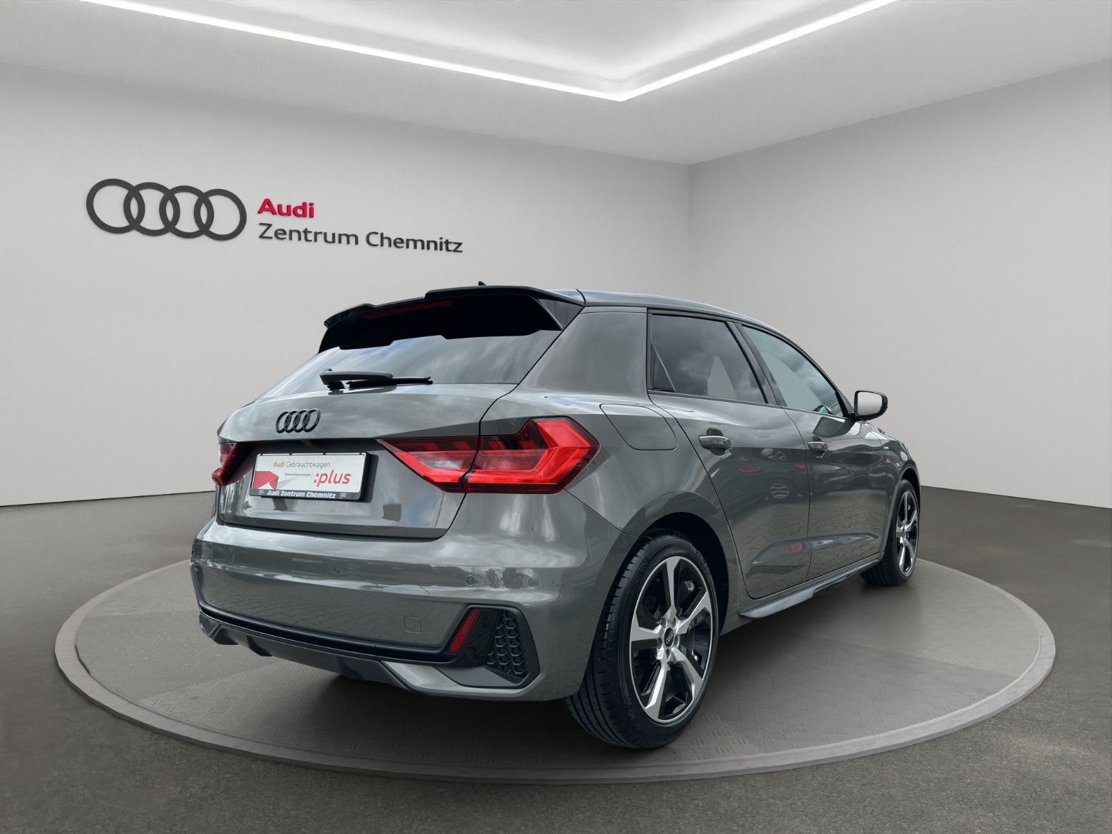 Audi A1 Sportback 30 TFSI S tr. - Samsaru's Car Outlet