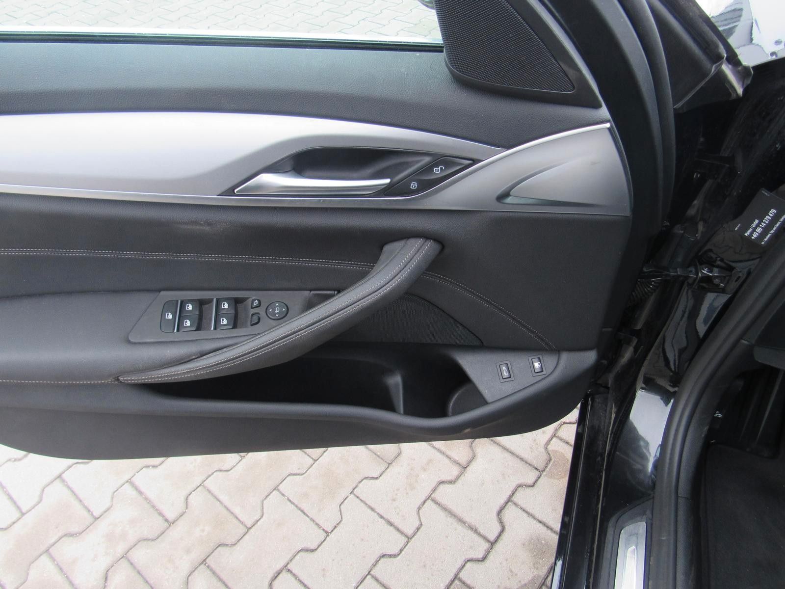 BMW 530e xDrive Limousine Laser, HUD, ACC, DAB, Hifi