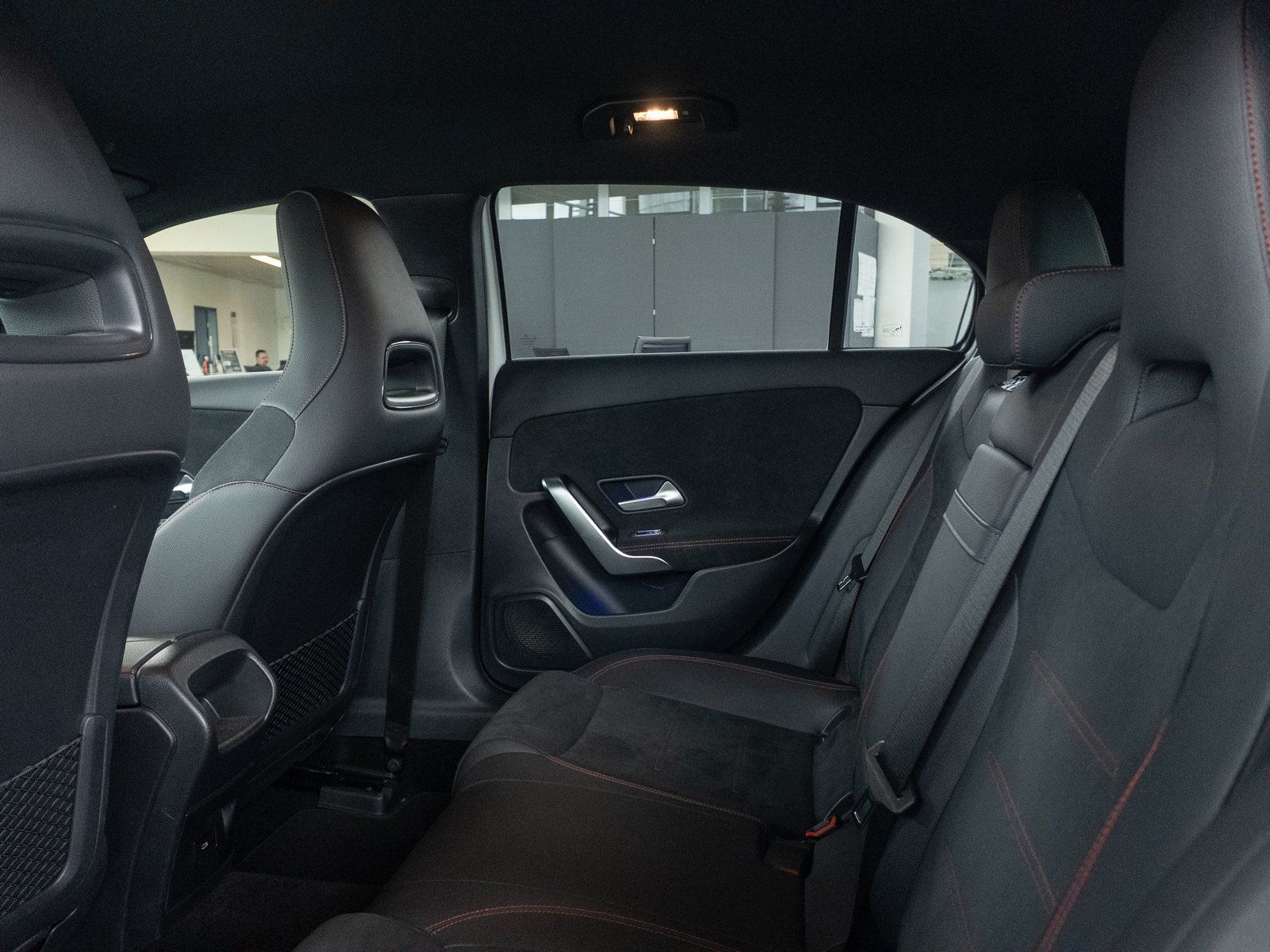 Mercedes-Benz A180 AMG Advanced - Samsaru's Car Outlet