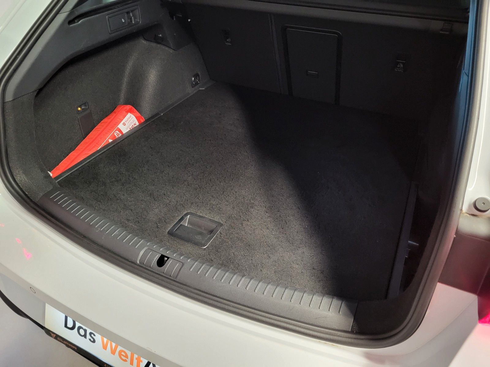 Cupra Leon VZ 2.0 TSI DSG 4Drive - Samsaru's Car Outlet