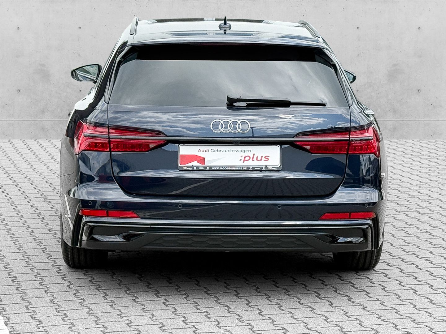 Audi A6 Avant 40 TDI S line - Samsaru's Car Outlet