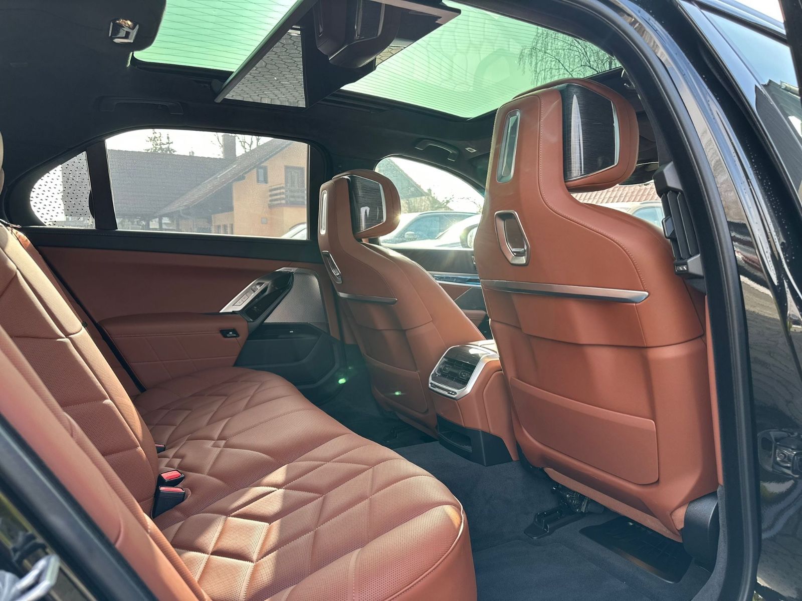 BMW 740d M INDIVIDUAL.AUTOTÜR.FOND ENT.SKY.MASSAGE