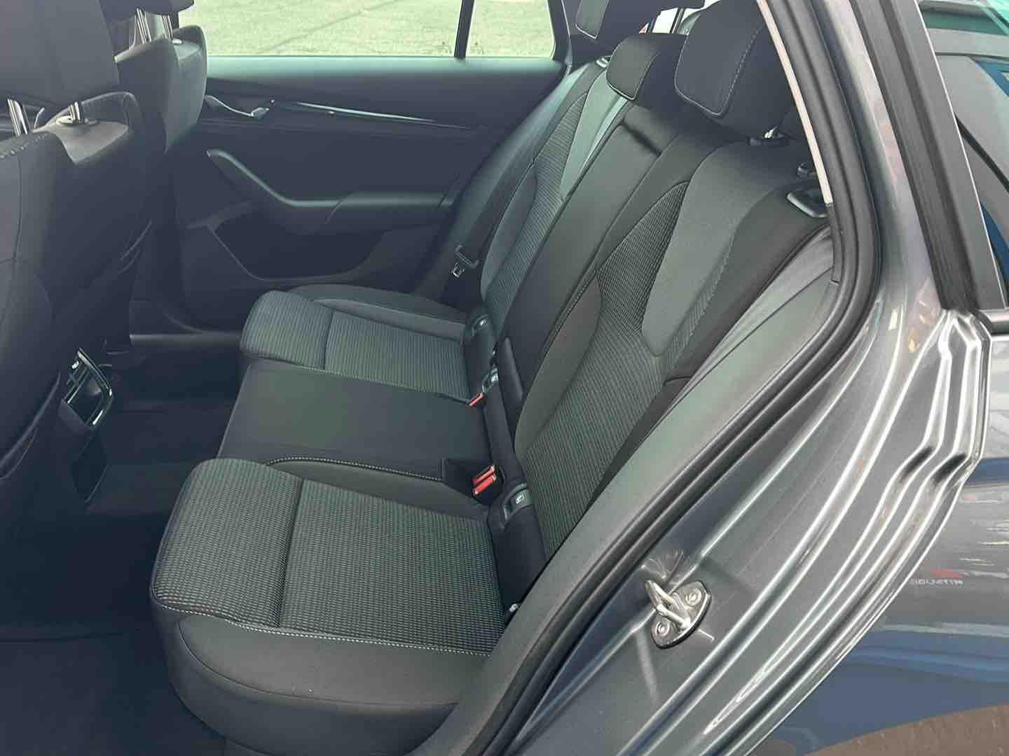 Skoda Octavia 1.5 16V TSI ACT - Samsaru's Car Outlet