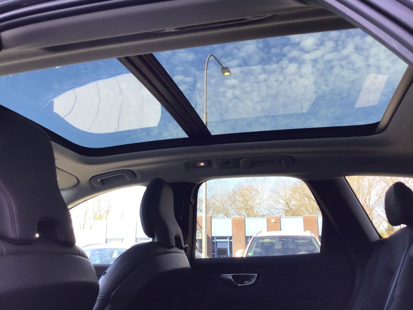 Volvo XC60 T6 Core Bright AWD Stdhzg. AHK