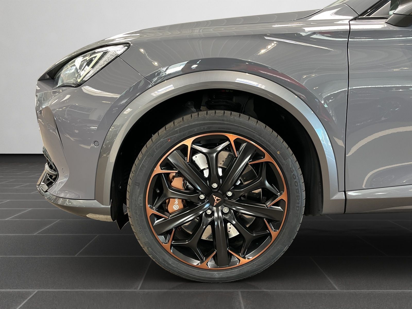 Cupra Formentor VZ 2.0 TSI 4DRIVE - Samsaru's Car Outlet