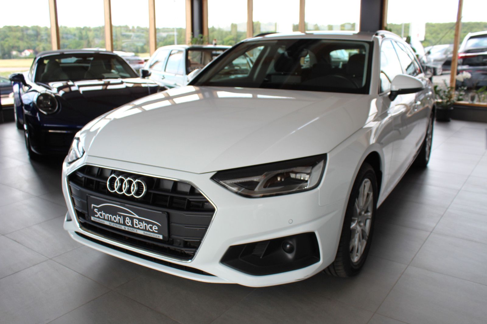 Audi A4 Avant 40 TDI S tronic - Samsaru's Car Outlet