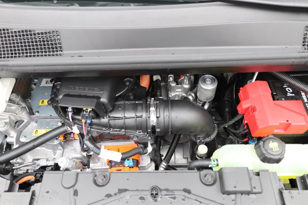 Renault ZOE Experience Z.E. 50 - Samsaru's Car Outlet