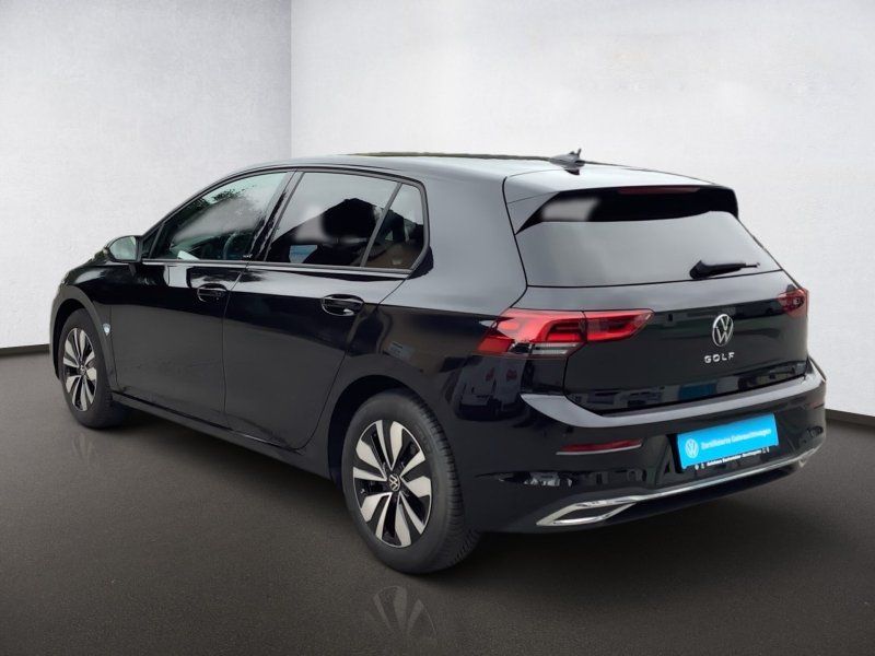 Volkswagen Golf VIII 1.5 TSI Move - Samsaru's Car Outlet