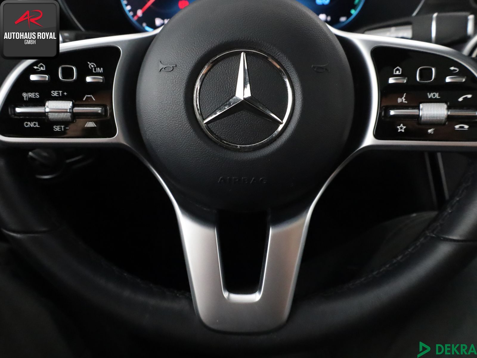 Mercedes-Benz GLC 300 de 4M - Samsaru's Car Outlet