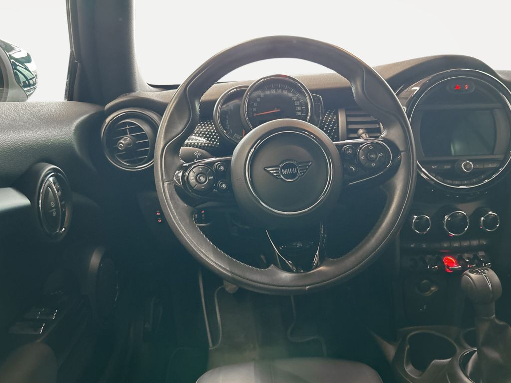 MINI Cooper Cabrio Sidewalk - Samsaru's Car Outlet