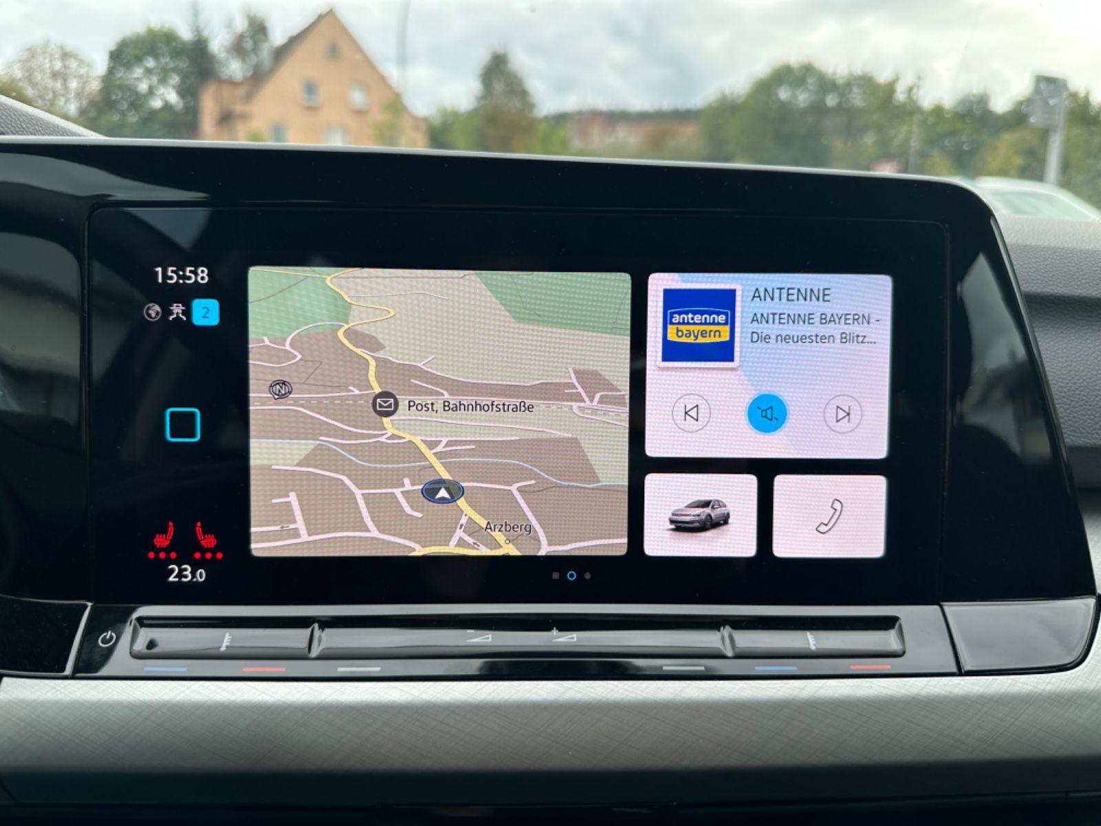 Volkswagen Golf VIII Variant 1.0TSI - Samsaru's Car Outlet