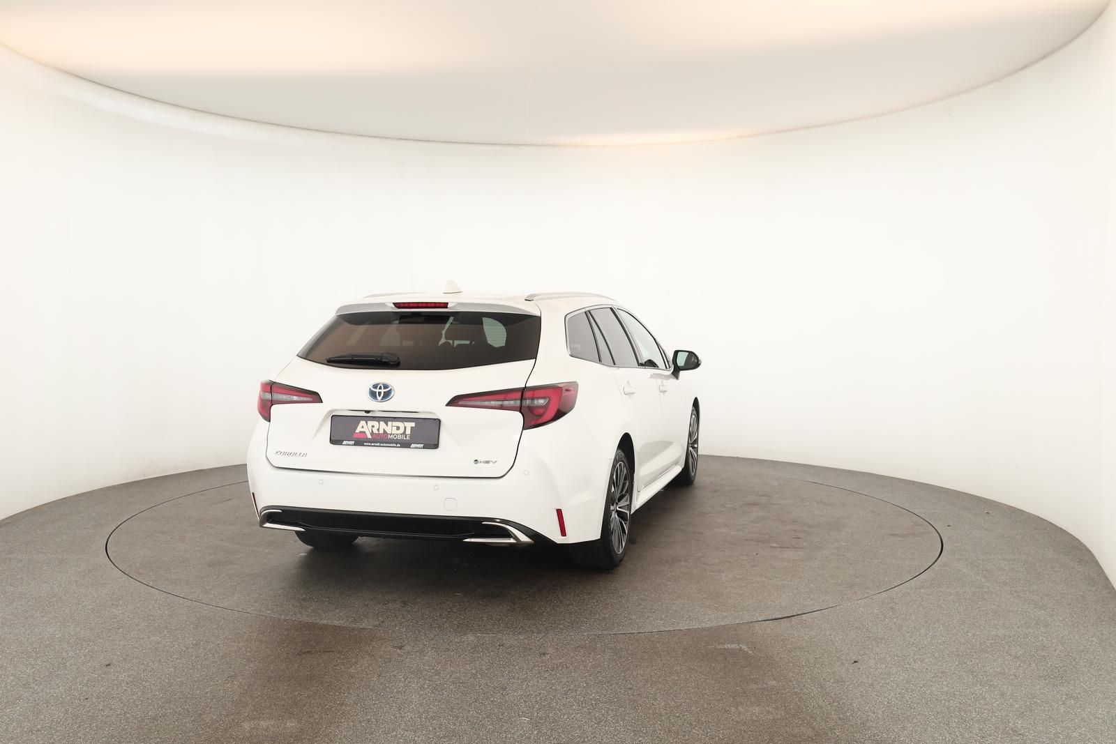 Toyota Corolla Touring Sports 1.8 CVT Team D Navi Kam