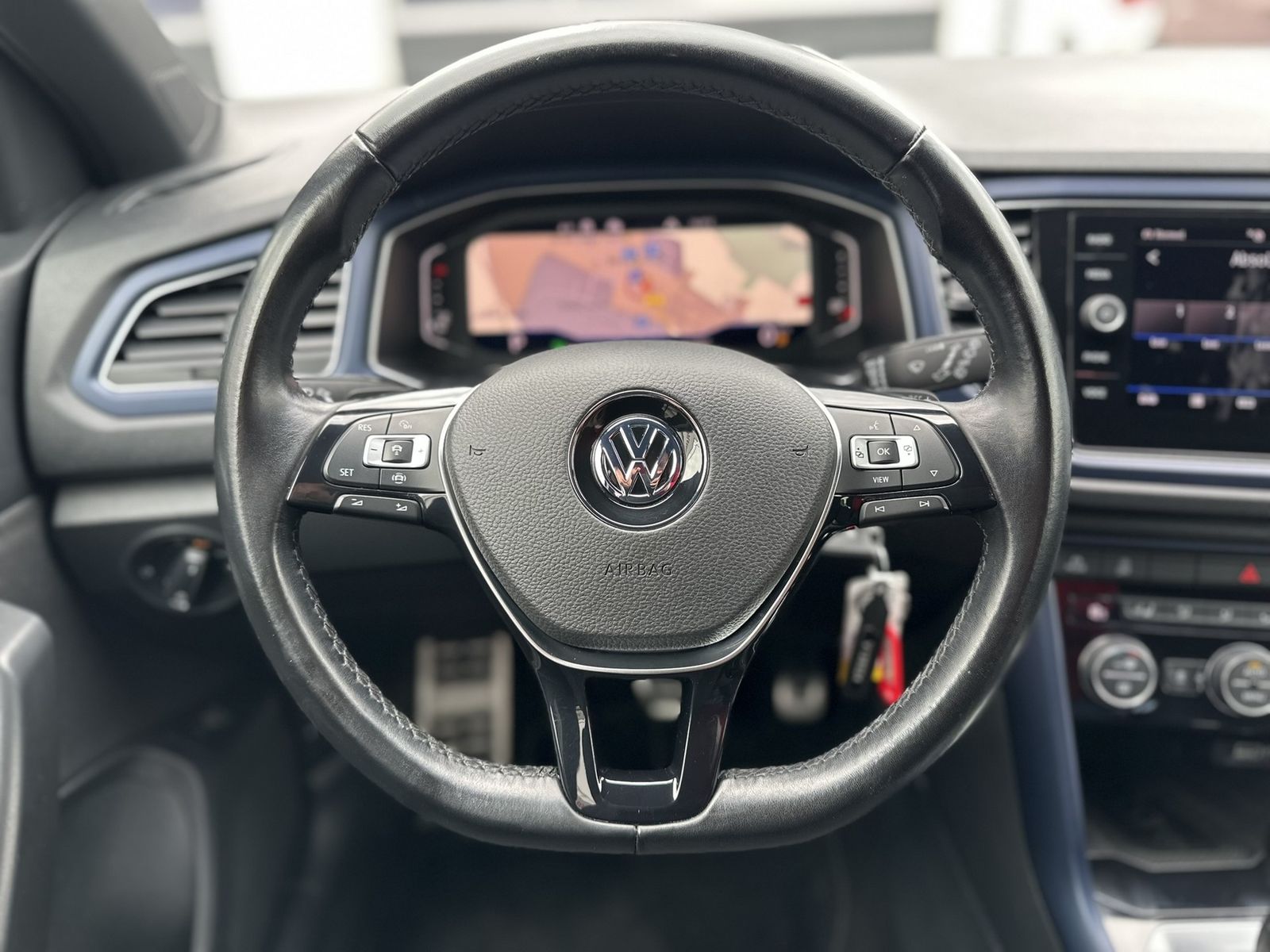 Volkswagen T-Roc 2.0 TDI United - Samsaru's Car Outlet