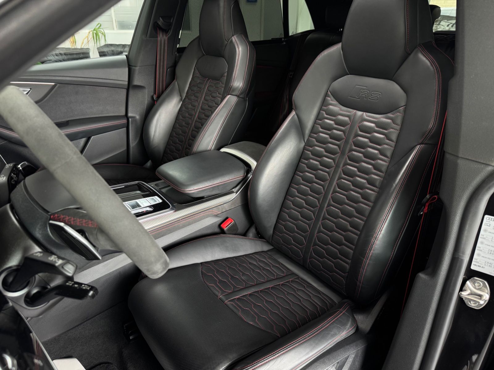 Audi RSQ8 4.0 TFSI quattro *PANO*MATRIX*B&O*AGA
