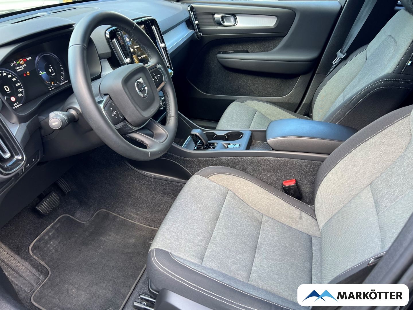 Volvo XC40 T4 Recharge Inscription Expression AHK/PANO