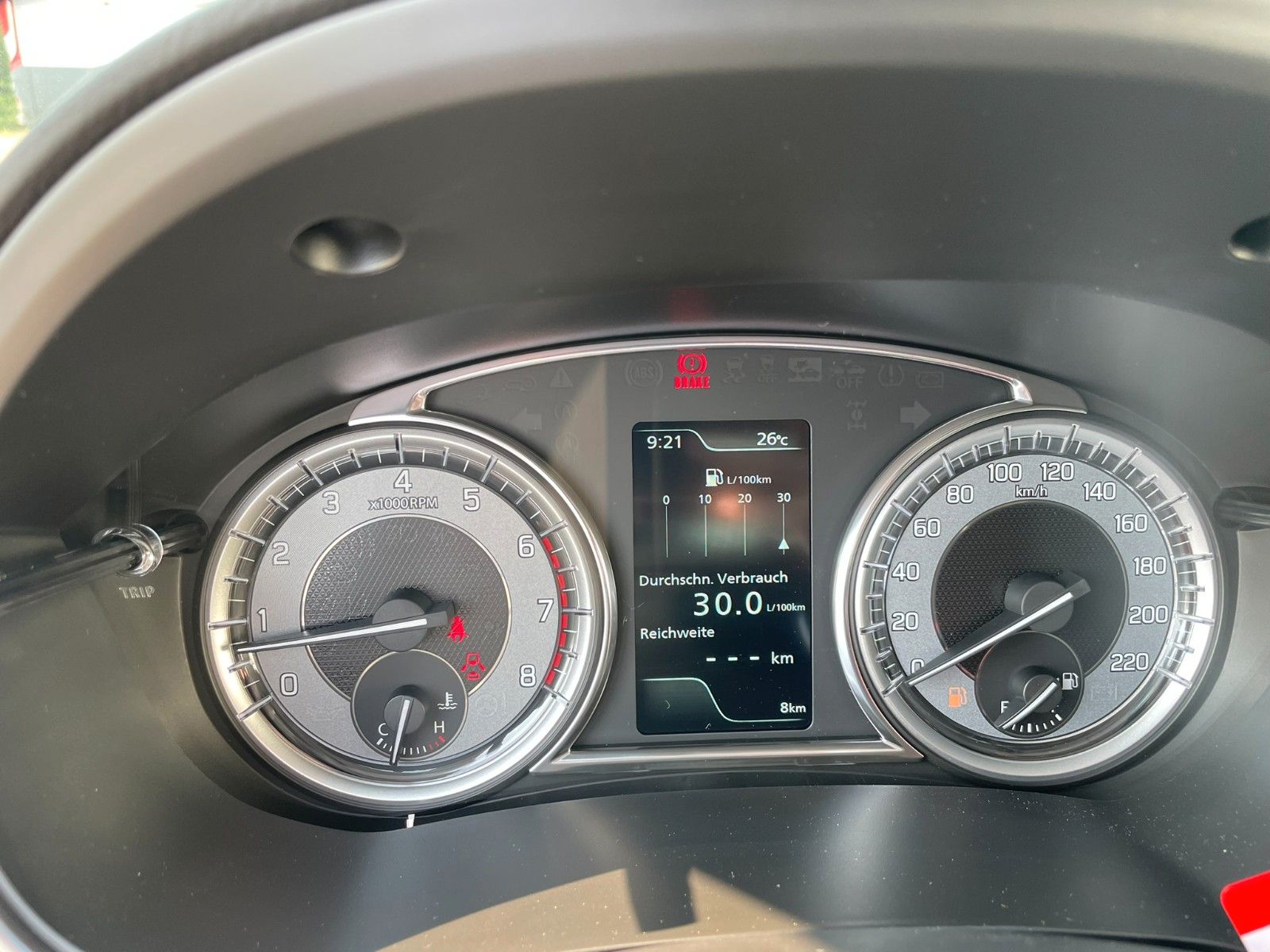 Suzuki Vitara 1.5 Hybrid Comfort - Samsaru's Car Outlet