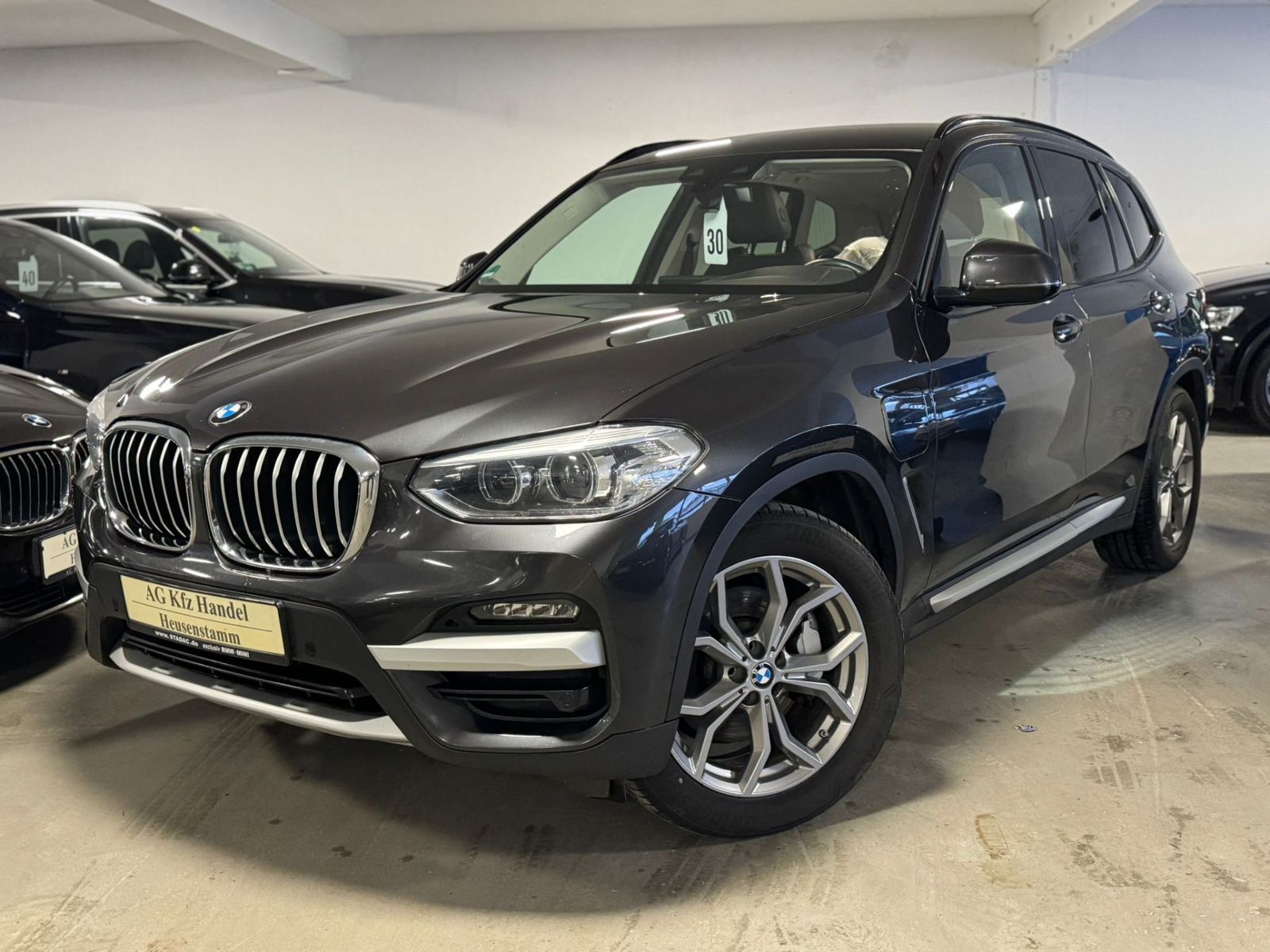 BMW X3 xDrive30e/W-LAN/LED/HIFI/AHK/Leder