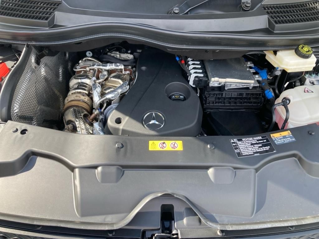Mercedes-Benz V 250 d 4MATIC AVANTGARDE EDITION - Samsaru's Car Outlet