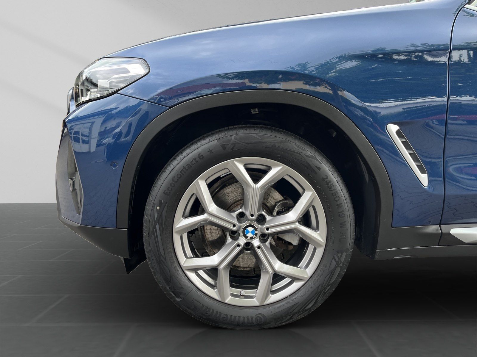 BMW X3 xDrive20d - Samsaru's Car Outlet