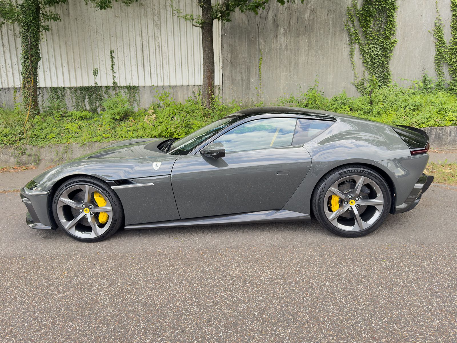 Ferrari Andere 12 Cilindri - Samsaru's Car Outlet