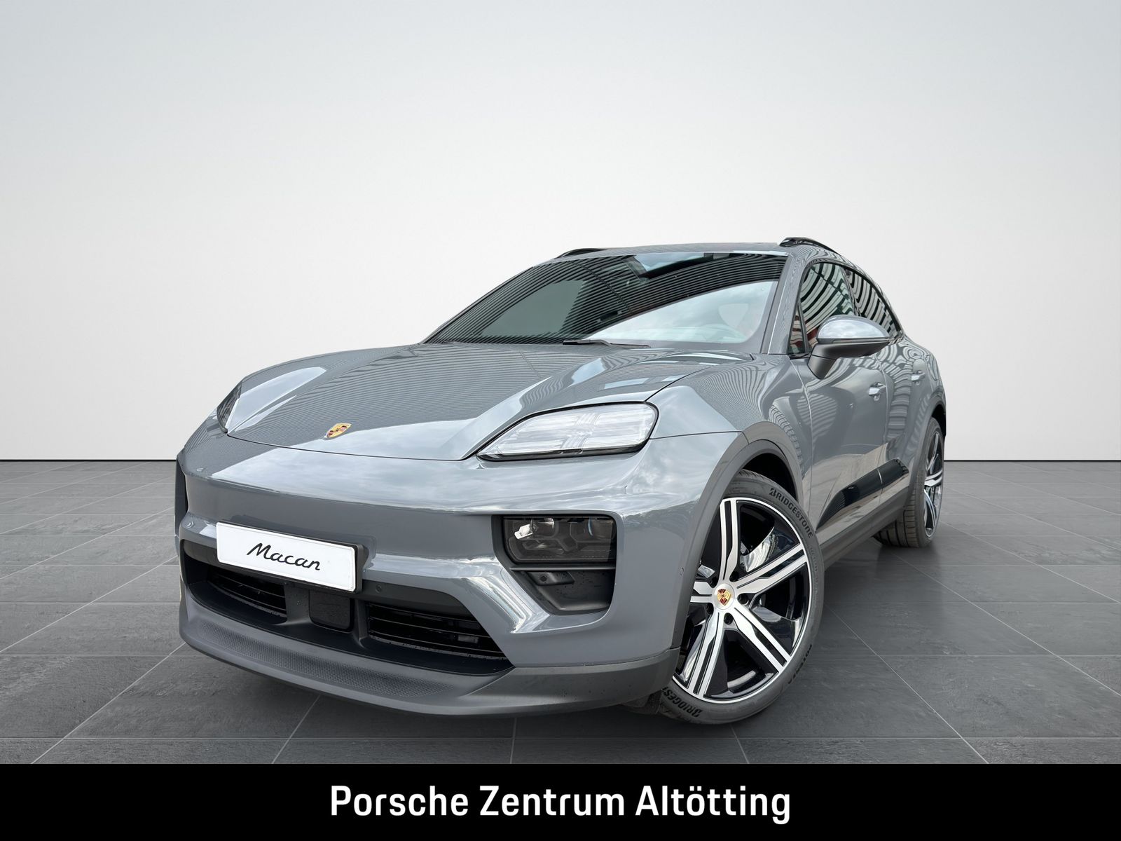 Porsche Macan 4S | Panorama | Hinterachslenkung | BOSE |