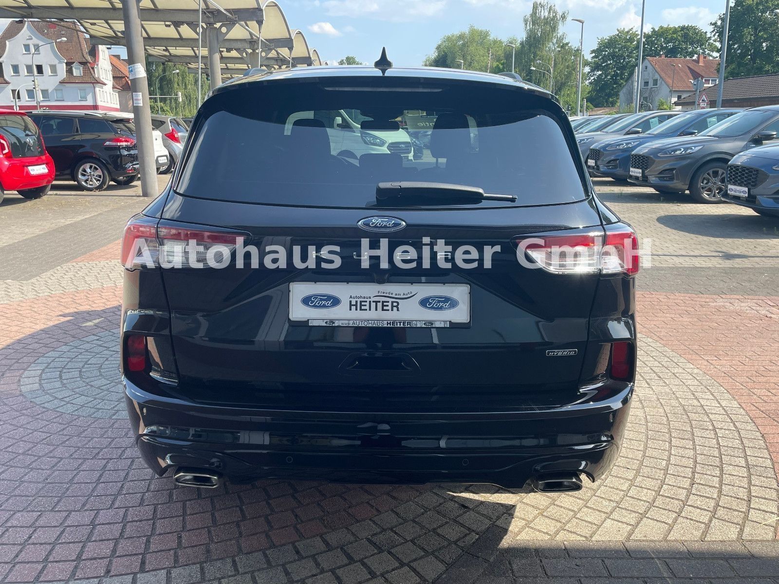 Ford Kuga PHEV ST-Line X - Samsaru's Car Outlet