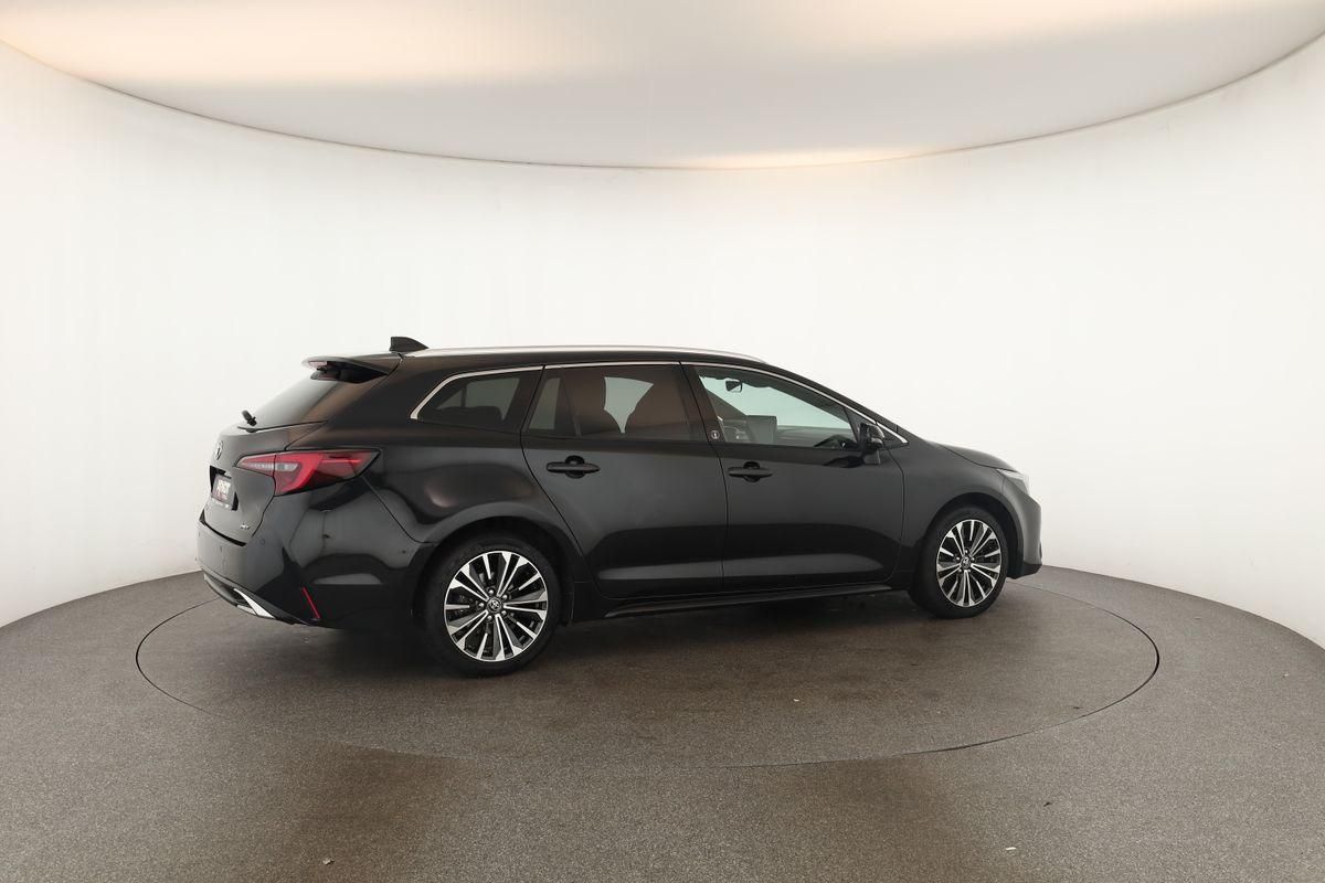 Toyota Corolla Touring Sports 2.0 CVT Team D Navi Kam