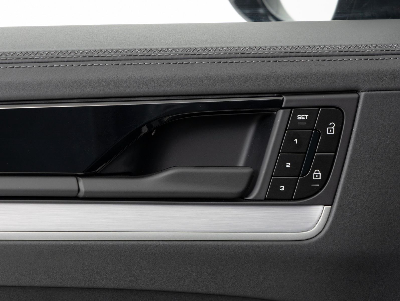 Porsche Cayenne Turbo E-Hybrid | Burmester | HD-Matrix