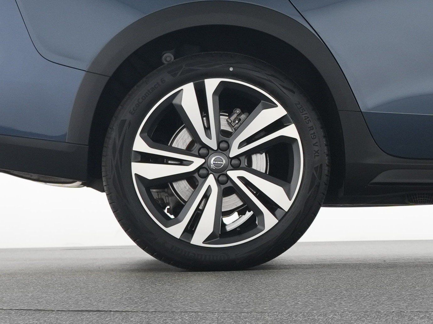 Volvo V60 CC B4 AWD Plus SONDERFINANZIERUNG 1,99%*