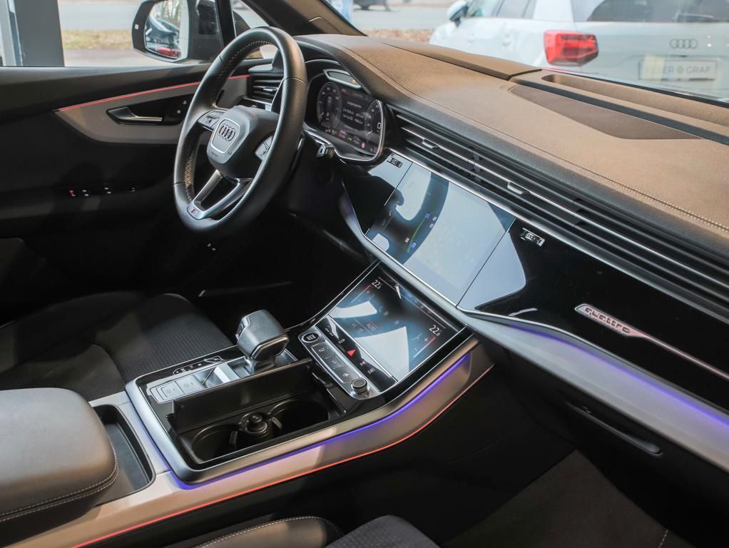 Audi Q7 55 TFSI e qu. 2x S line AHK B&O Luftf. 360°