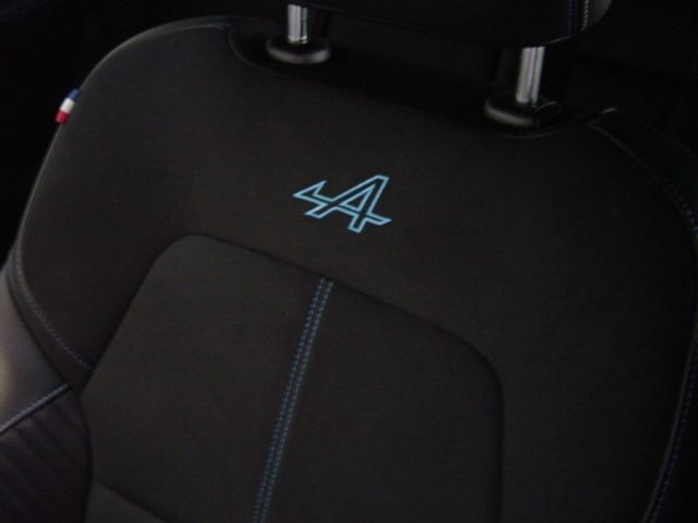 Renault Arkana Esprit Alpine 1.3 TCe 160 Mild-Hybrid - Samsaru's Car Outlet