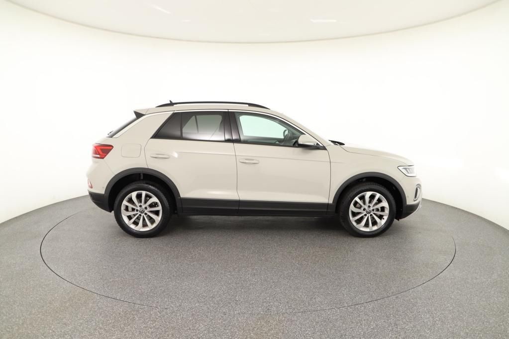 Volkswagen T-Roc Life 1.0 TSI - Samsaru's Car Outlet