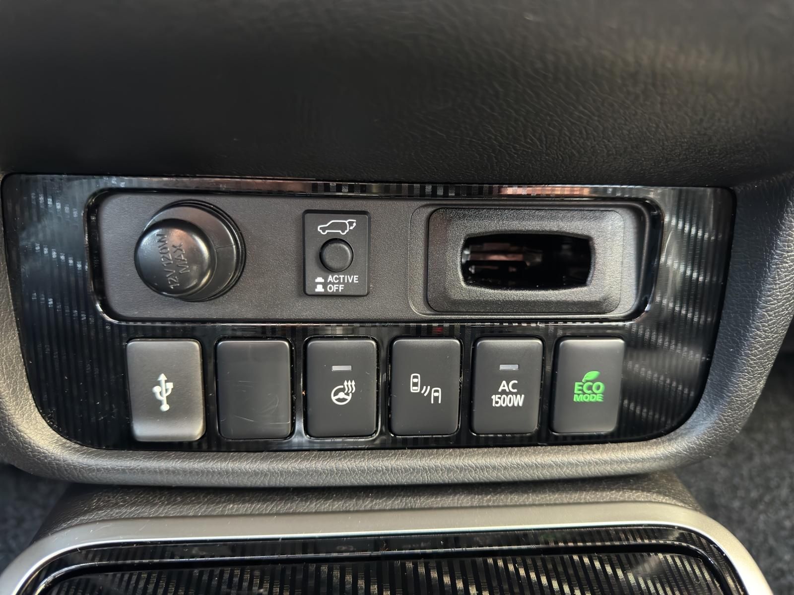 Mitsubishi Outlander 2.4 4WD Plug-In Hybrid Top *Navi*