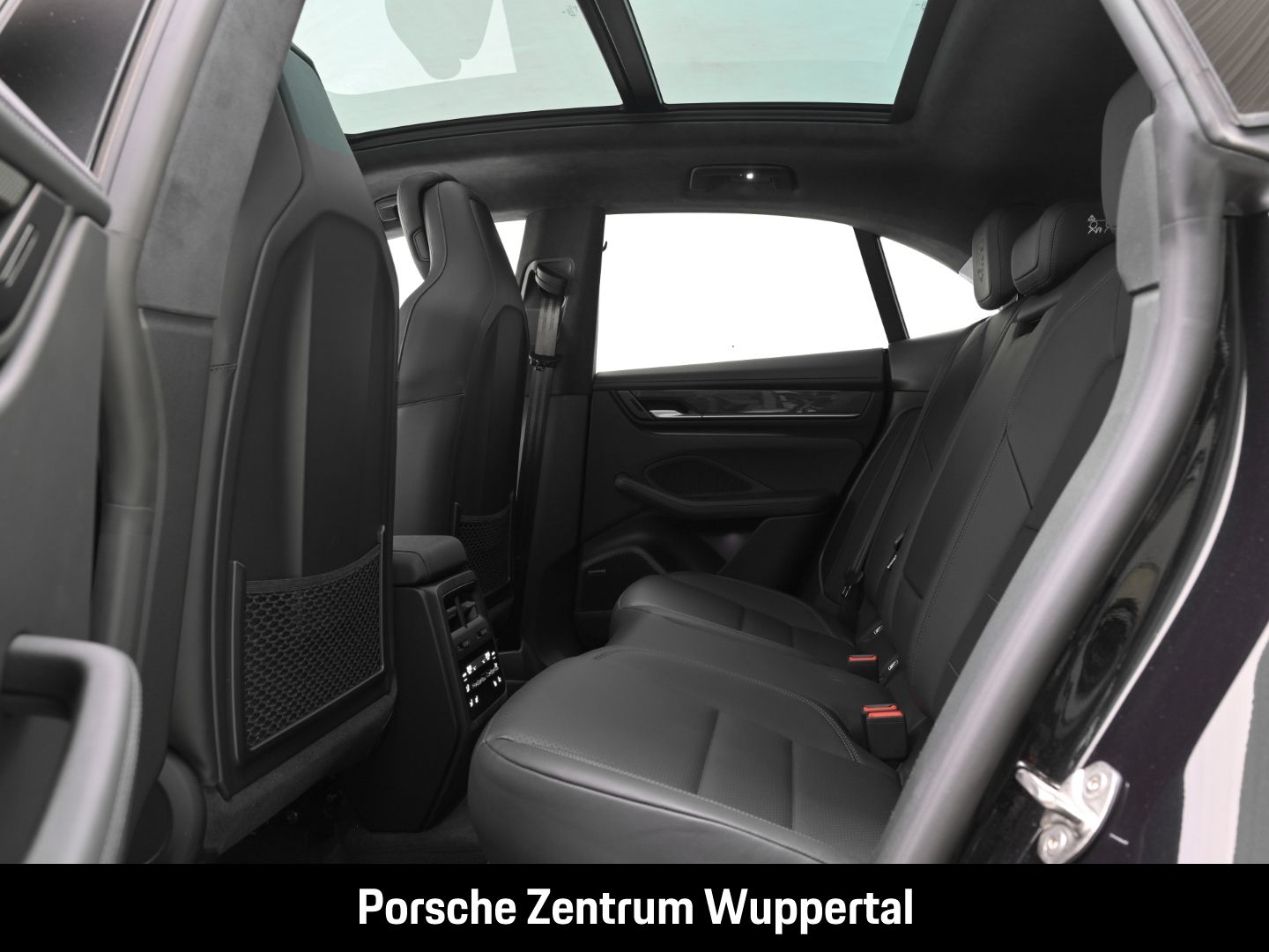 Porsche Macan 4 InnoDrive Surround-View LED-Matrix BOSE