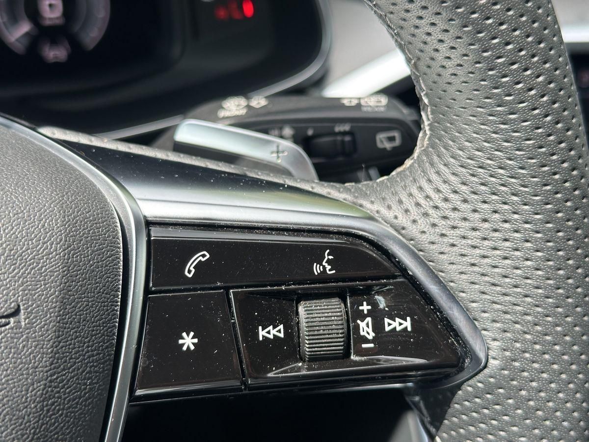 Audi A6 55 TFSI e quattro S-Line MATRIX AHK B&O HUD