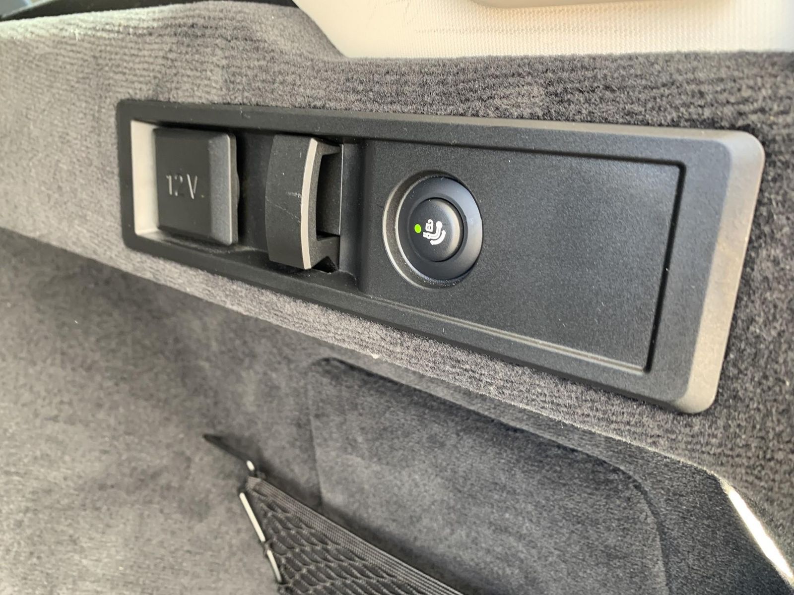 BMW 330i SportLine - Samsaru's Car Outlet